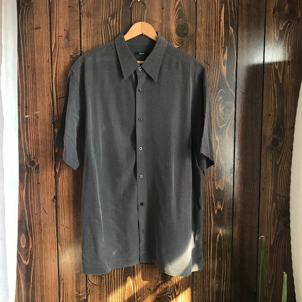 Short sleeve button up shirt